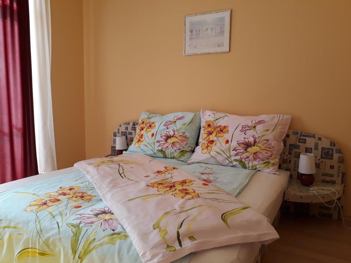 Kondics Apartmanhaz Sárvár Exterior foto